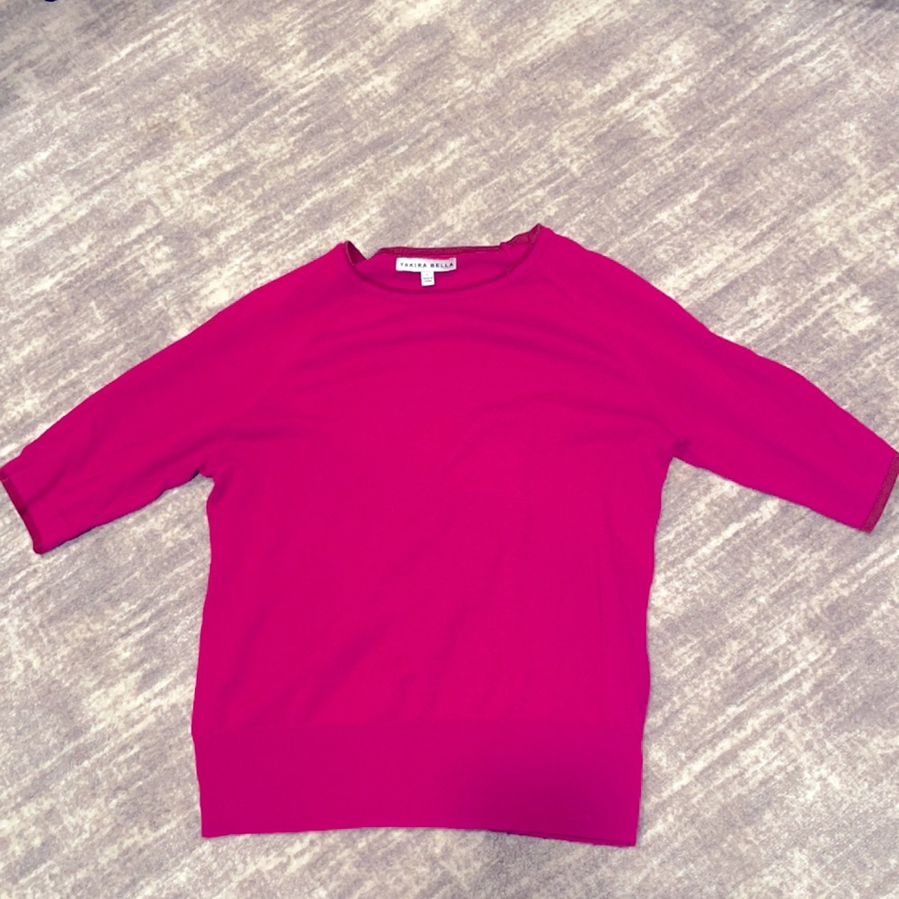 Cotton darker pink shirt with red details by neck and sleeves